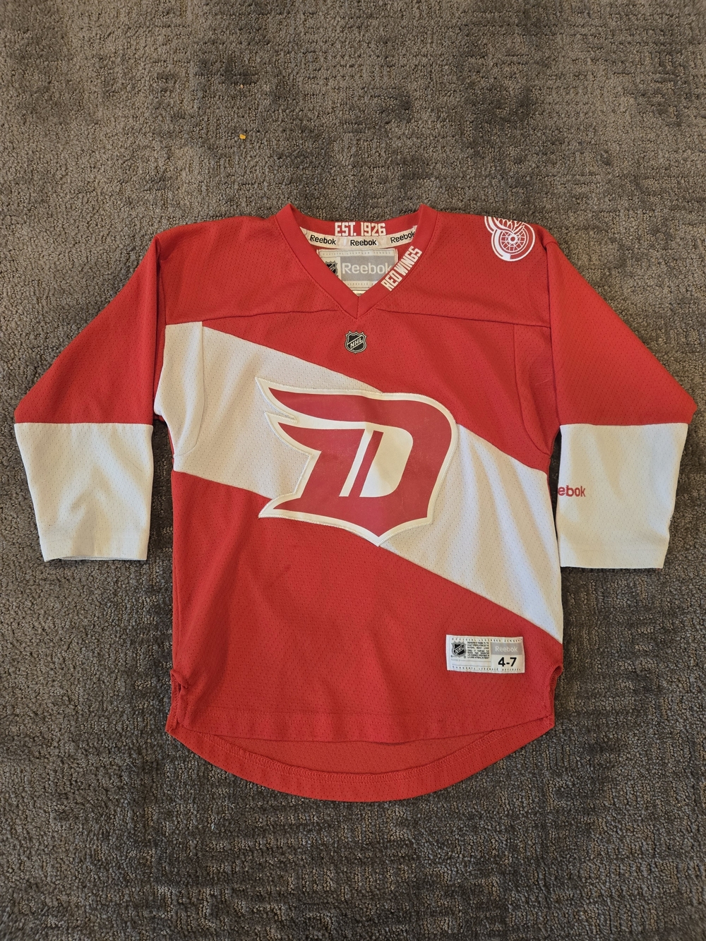 Reebok Kids' Detroit Red Wings Pavel Datsyuk Hockey Jersey